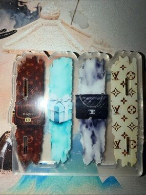 Pen Holder